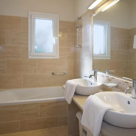 Vila Asteri, Old Skala - Secluded Location - Panoramic Sea Views - Infinity Pool Skala (Kefalonia)