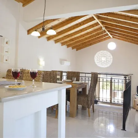 Villa Asteri, Old Skala - Secluded Location - Panoramic Sea Views - Infinity Pool Skala (Kefalonia)